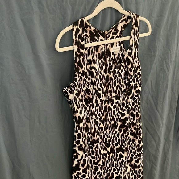 Calvin Klein: Cheetah print full back zip dress-tank top style- Midi length- 8 - Picture 7 of 16